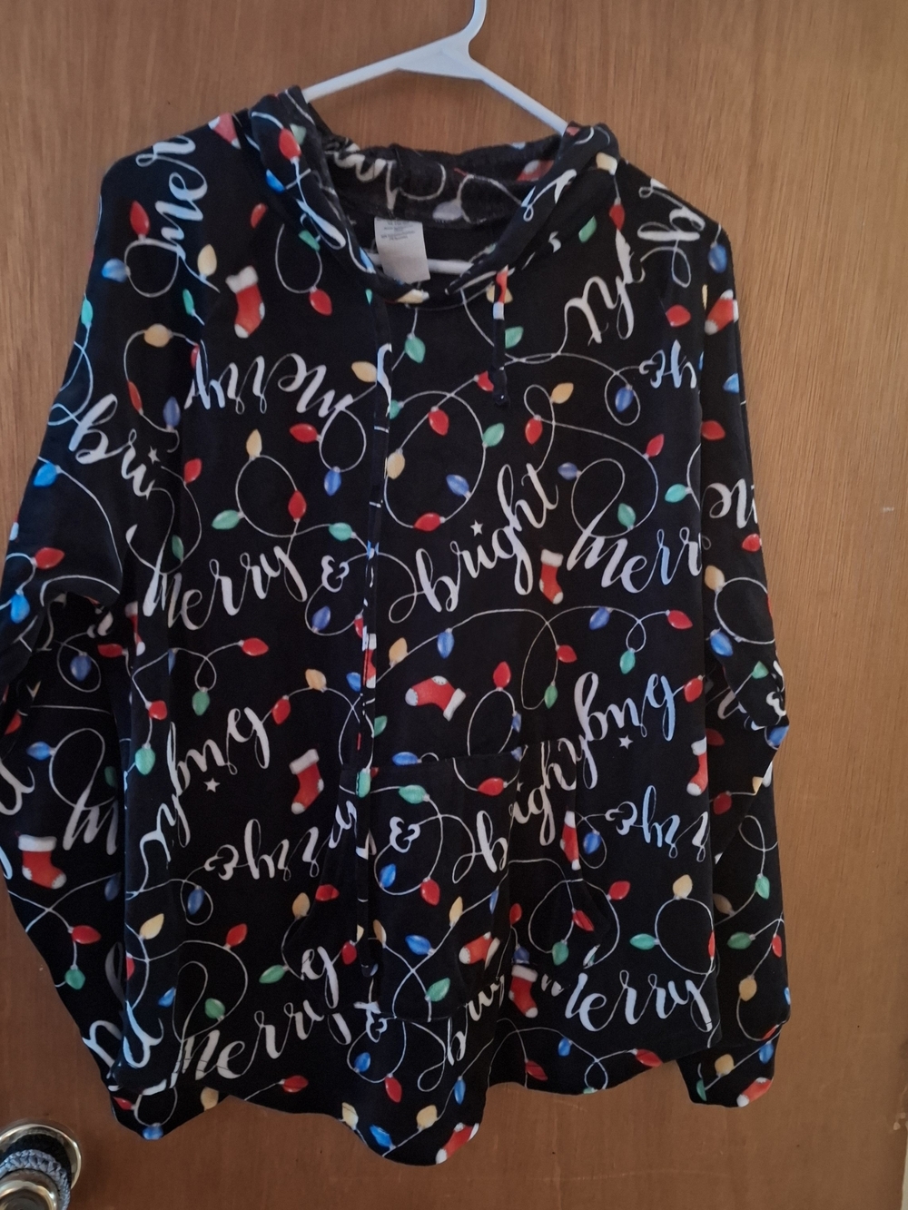 No Boundaries Black Holiday 'Merry & Bright' Hoodie with Multicolor Lights